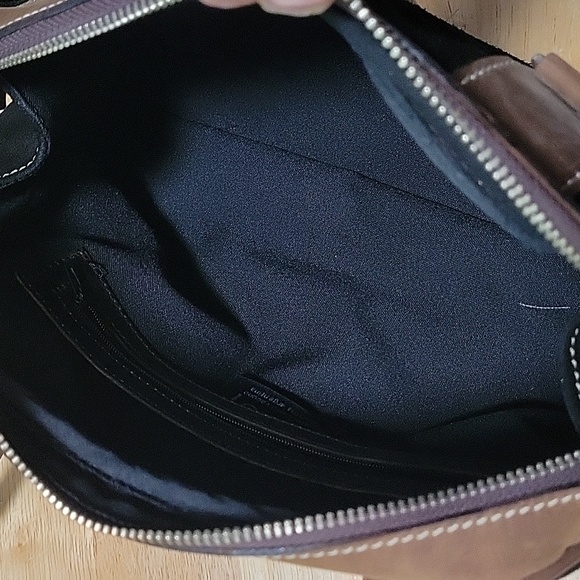 Cuoio Leather Satchel - Picture 9 of 14